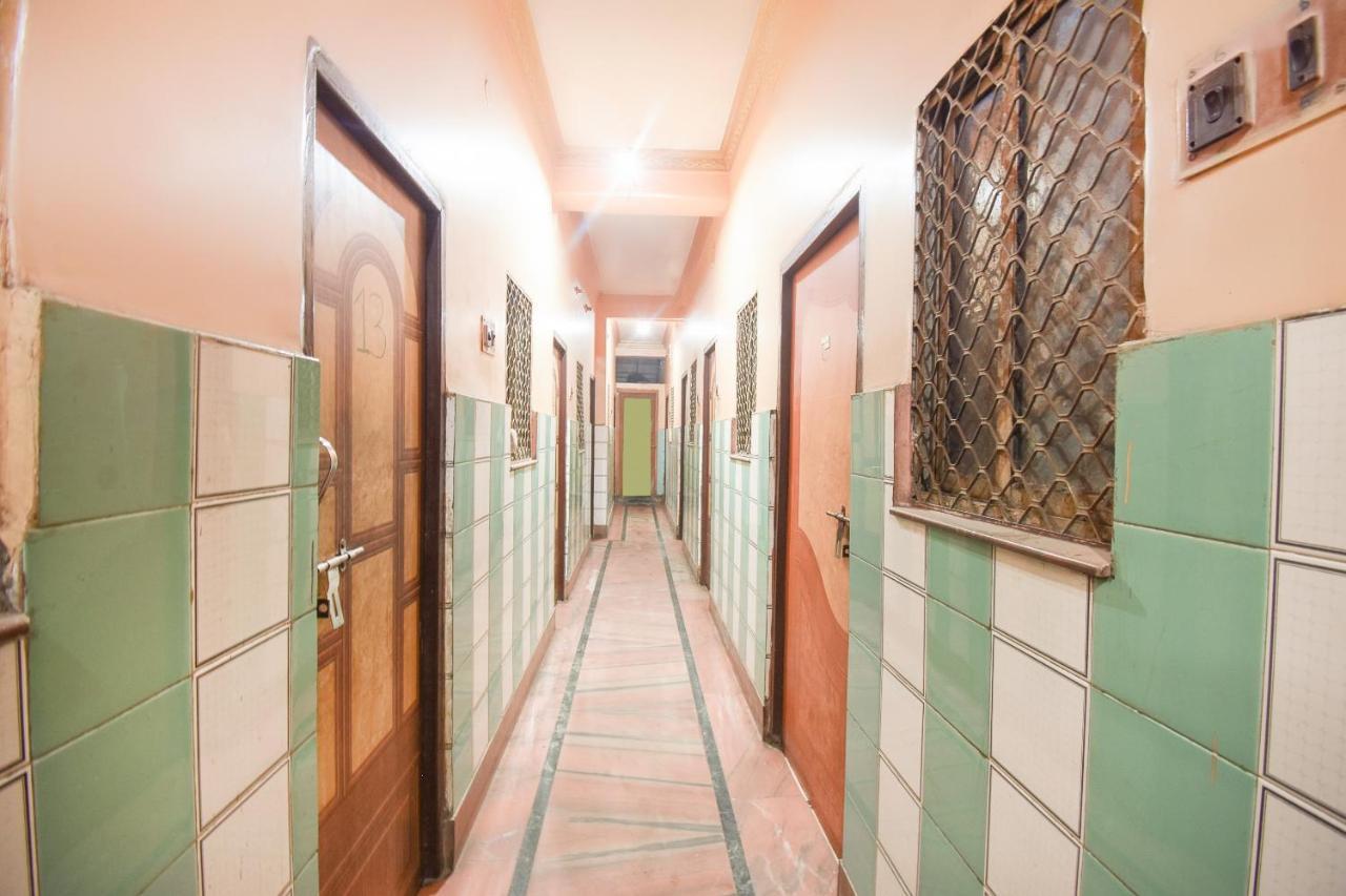 Spot On 70605 Taj Guest House Kalkutta Exterior foto