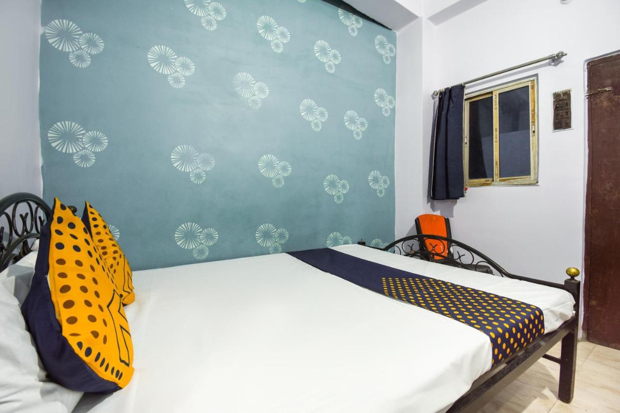 Spot On 70605 Taj Guest House Kalkutta Exterior foto